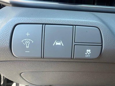 2023 Hyundai Elantra SEL 4dr Sedan