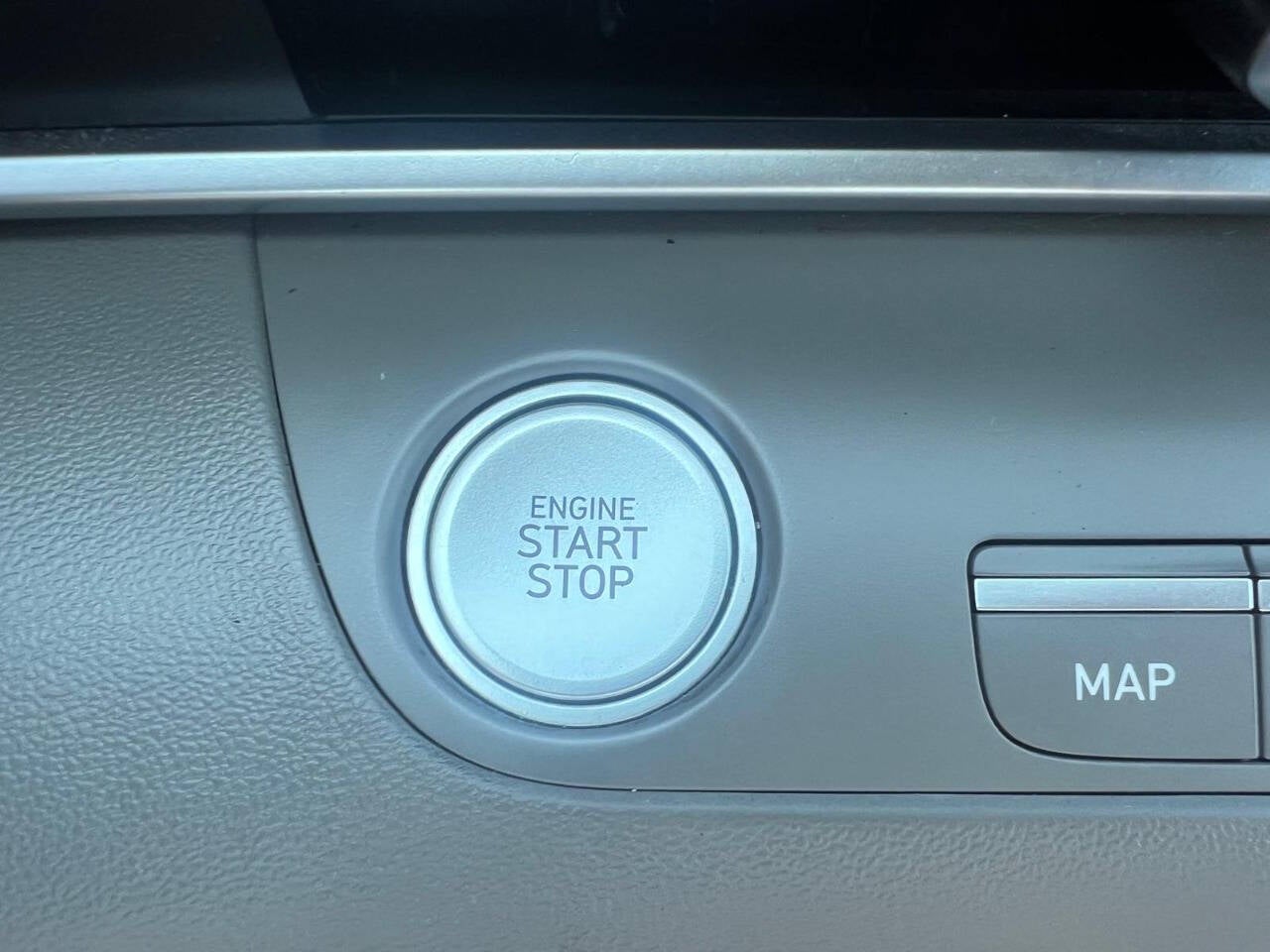 2023 Hyundai Elantra SEL 4dr Sedan