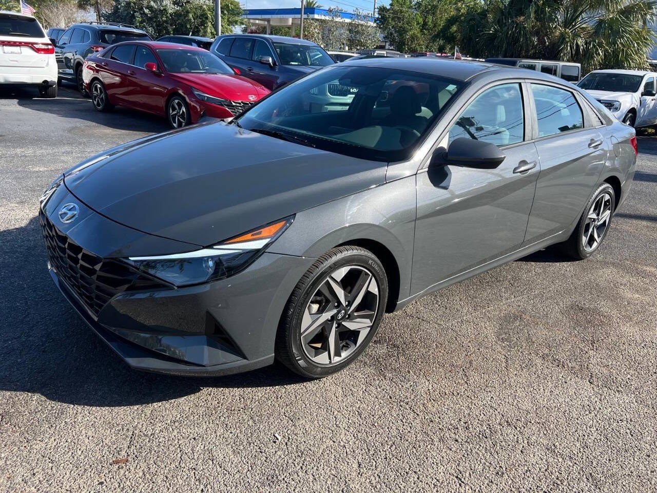 2023 Hyundai Elantra SEL 4dr Sedan SULEV