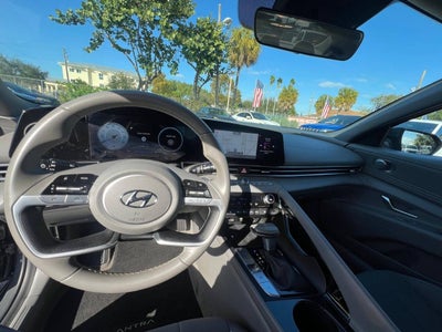 2023 Hyundai Elantra SEL 4dr Sedan SULEV