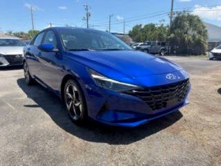 2023 Hyundai Elantra SEL 4dr Sedan