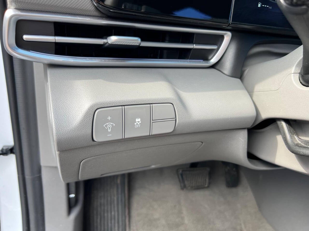 2024 Hyundai Elantra SEL 4dr Sedan