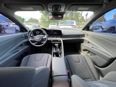 2024 Hyundai Elantra SEL 4dr Sedan