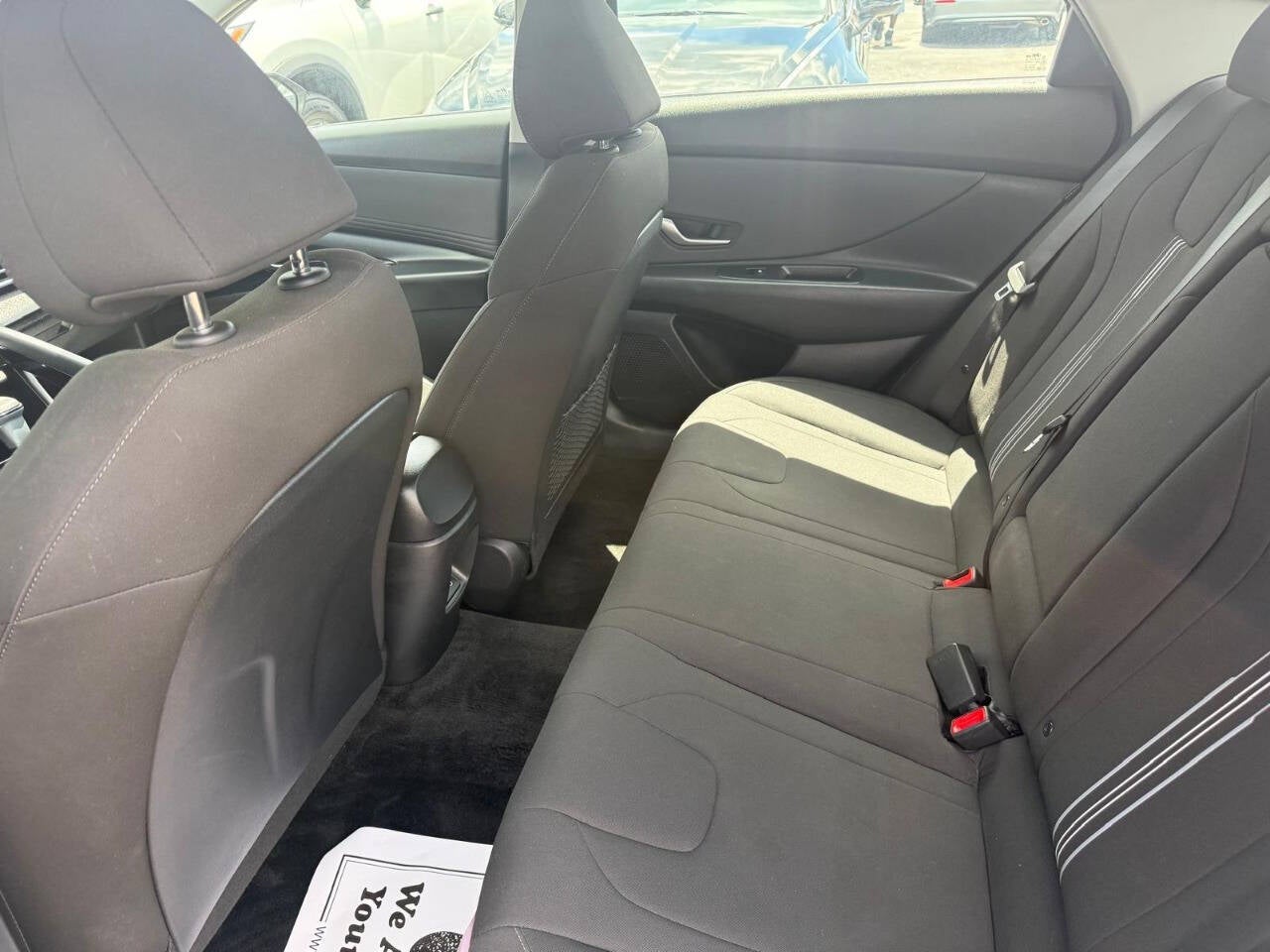 2025 Hyundai Elantra SEL Convenience 4dr Sedan