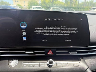 2025 Hyundai Elantra SEL Convenience 4dr Sedan