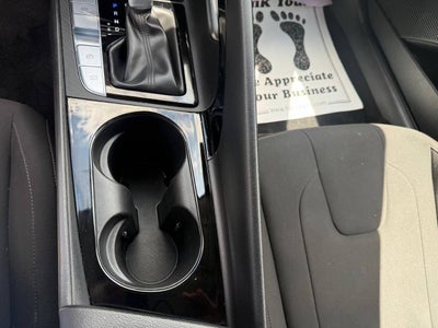 2025 Hyundai Elantra SEL Convenience 4dr Sedan