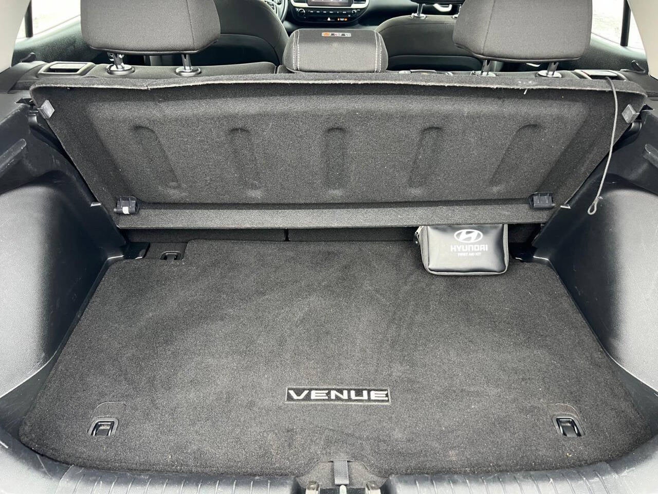 2022 Hyundai Venue Limited 4dr Crossover