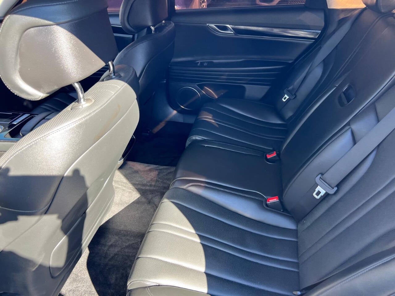 2025 Genesis G80 2.5T AWD 4dr Sedan