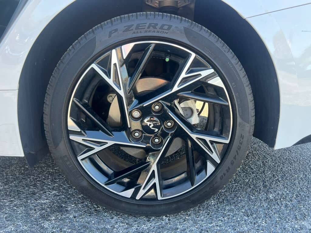 2025 Kia K5 GT Line AWD 4dr Sedan