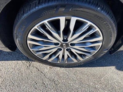 2020 Kia Cadenza Limited 4dr Sedan