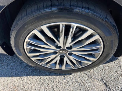 2020 Kia Cadenza Limited 4dr Sedan