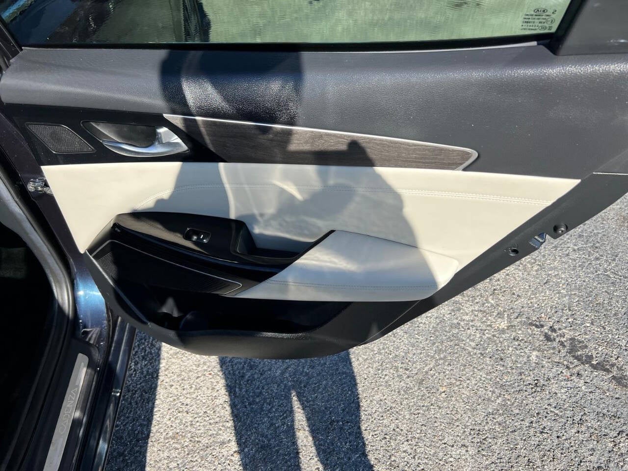 2020 Kia Cadenza Limited 4dr Sedan