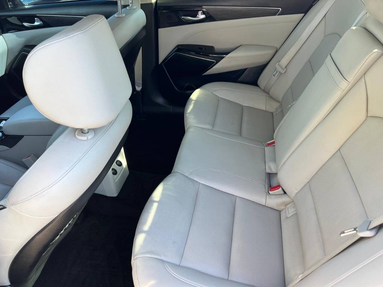 2020 Kia Cadenza Limited 4dr Sedan