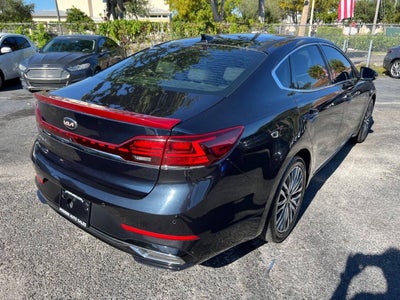 2020 Kia Cadenza Limited 4dr Sedan