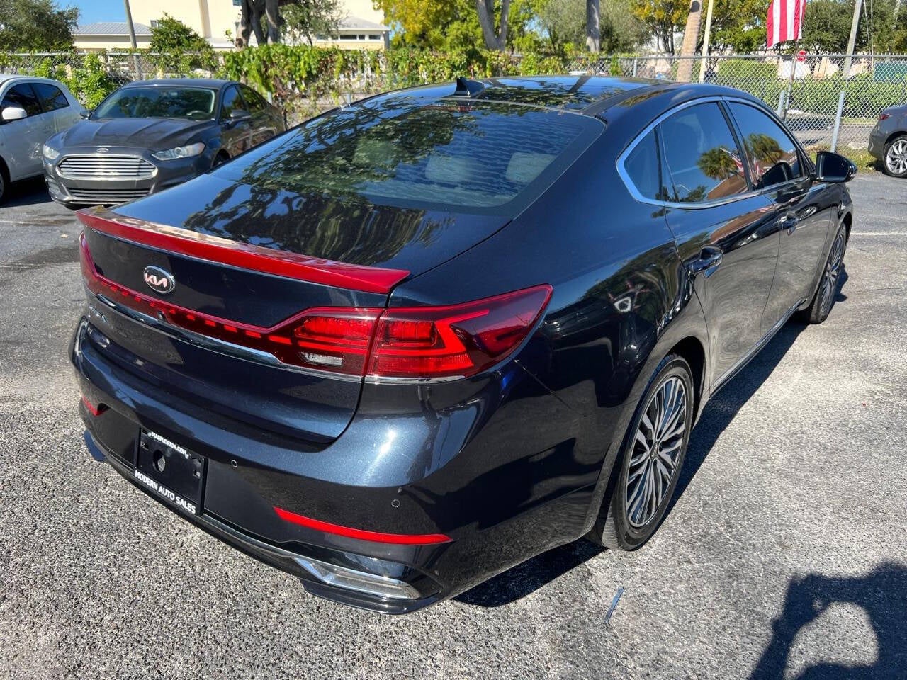 2020 Kia Cadenza Limited 4dr Sedan
