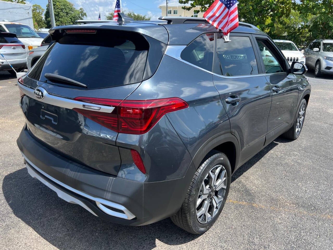 2021 Kia Seltos EX AWD 4dr SUV