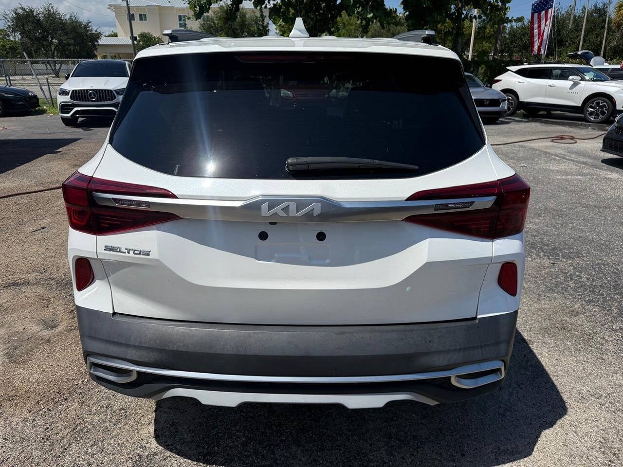 2022 Kia Seltos EX AWD 4dr SUV