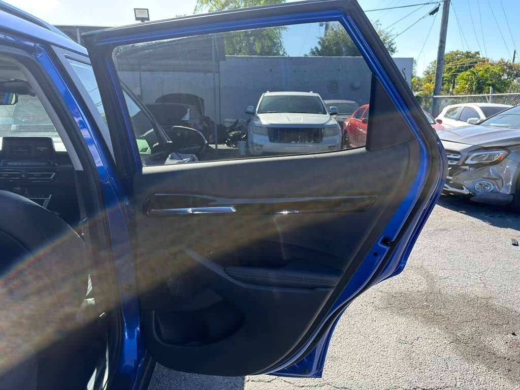 2022 Kia Seltos SX AWD 4dr SUV