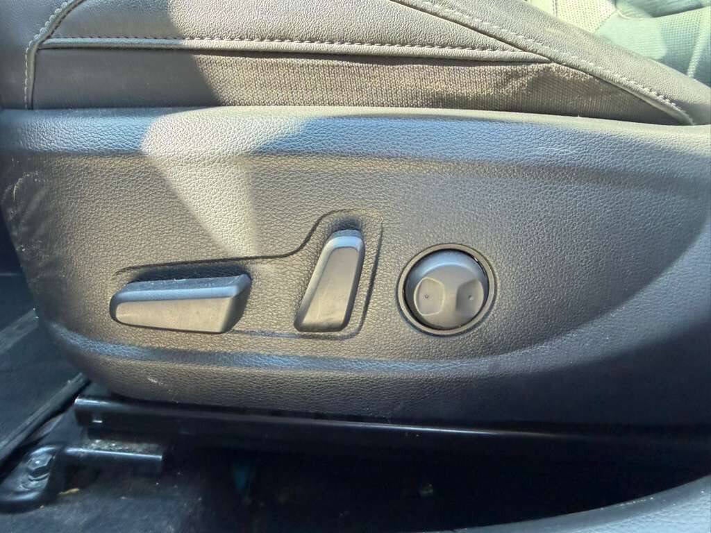 2022 Kia Seltos SX AWD 4dr SUV