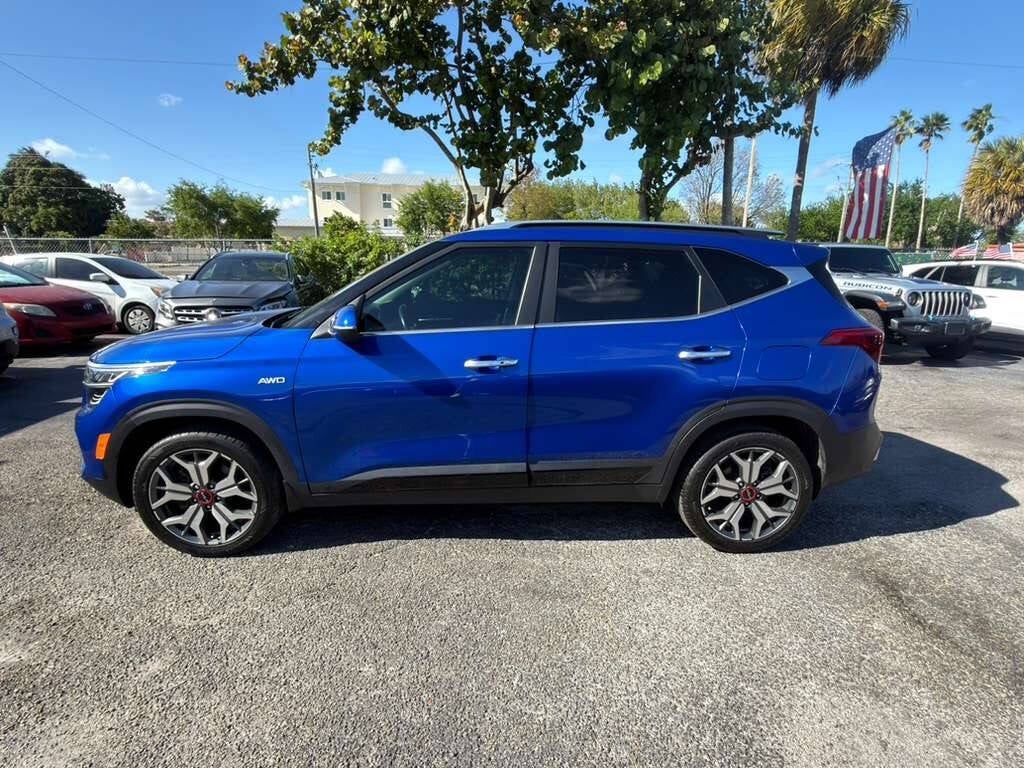 2022 Kia Seltos SX AWD 4dr SUV