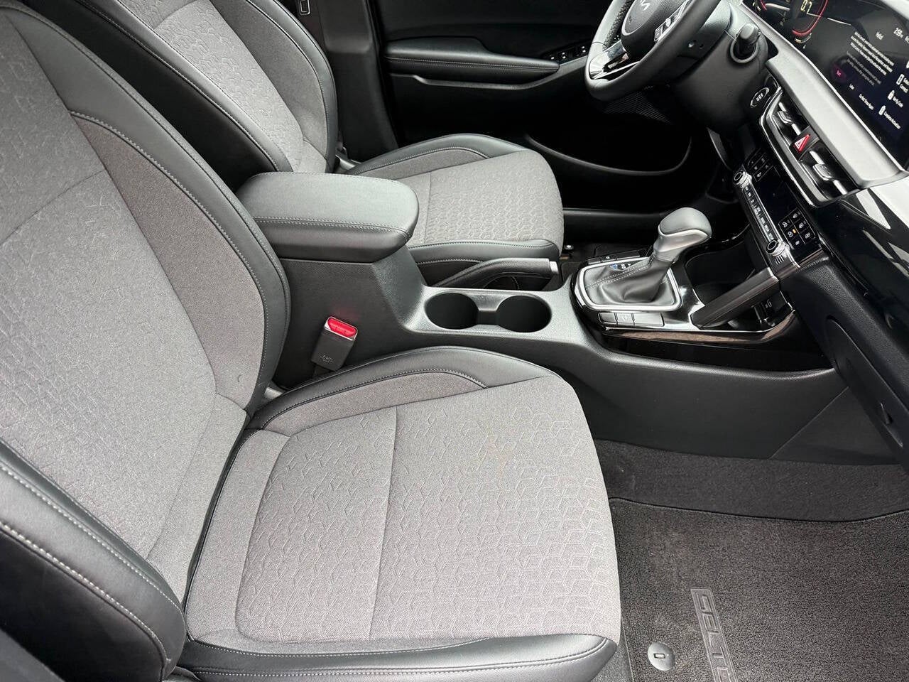 2026 Kia Seltos S 4dr SUV