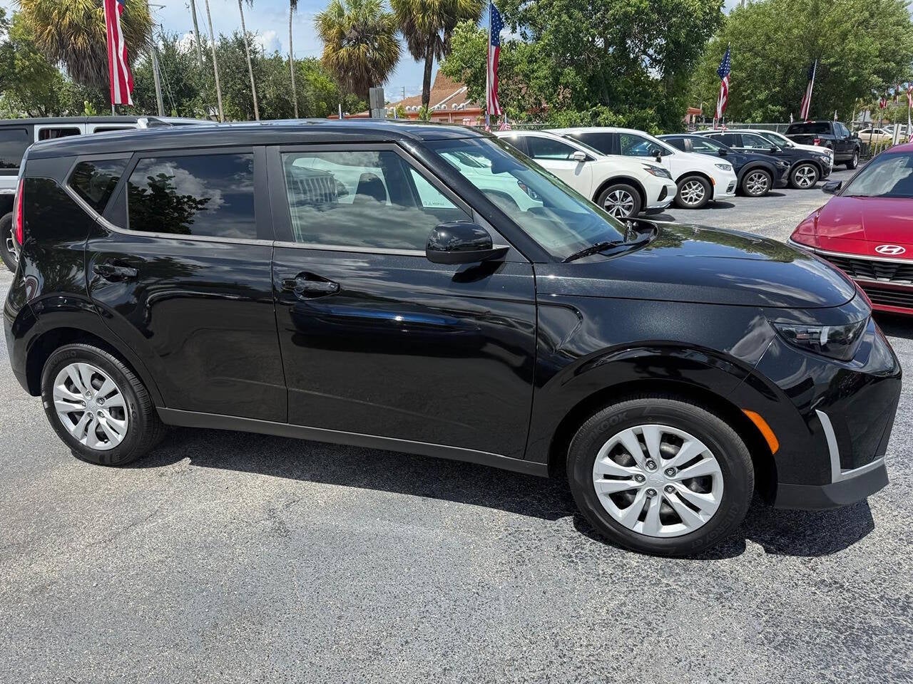 2023 Kia Soul LX 4dr Crossover