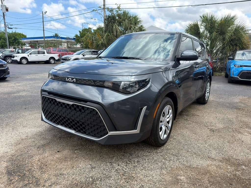 2023 Kia Soul LX 4dr Crossover