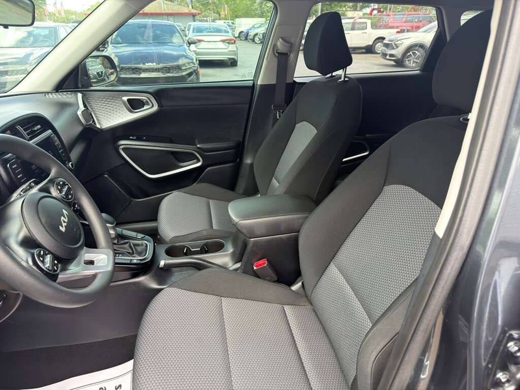 2023 Kia Soul LX 4dr Crossover