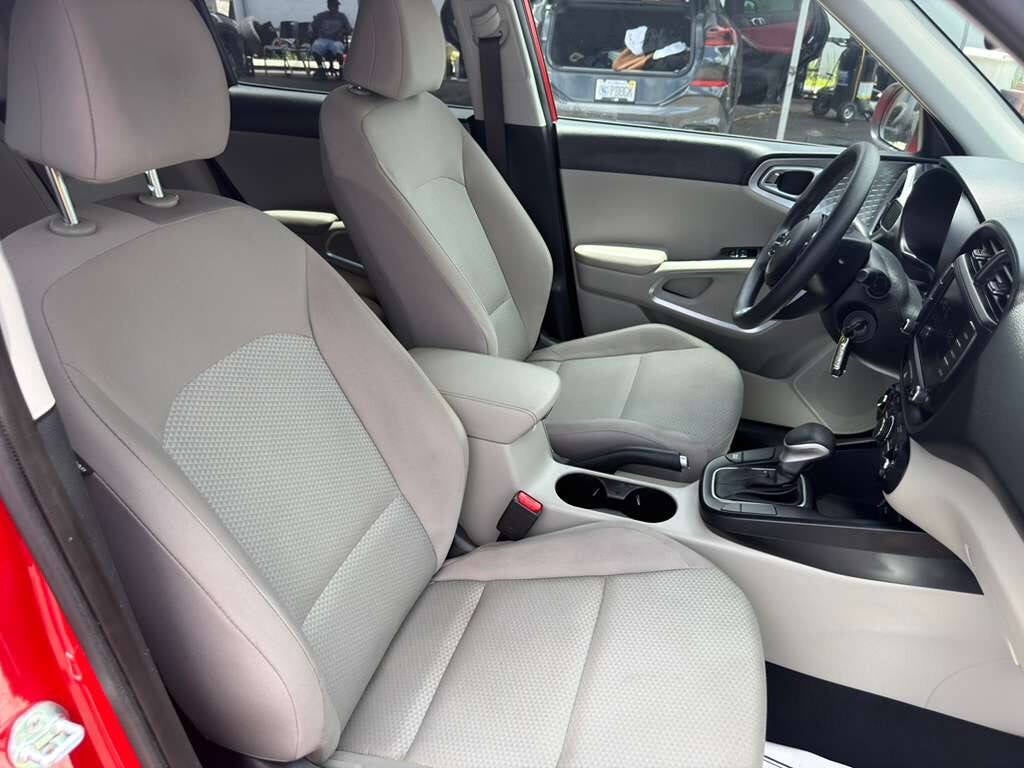 2025 Kia Soul LX 4dr Crossover