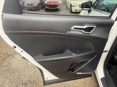2025 Kia Sportage LX 4dr SUV