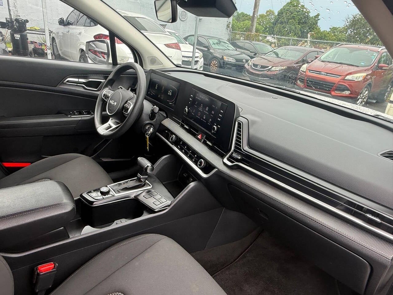 2025 Kia Sportage LX 4dr SUV