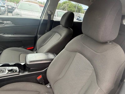 2025 Kia Sportage LX 4dr SUV