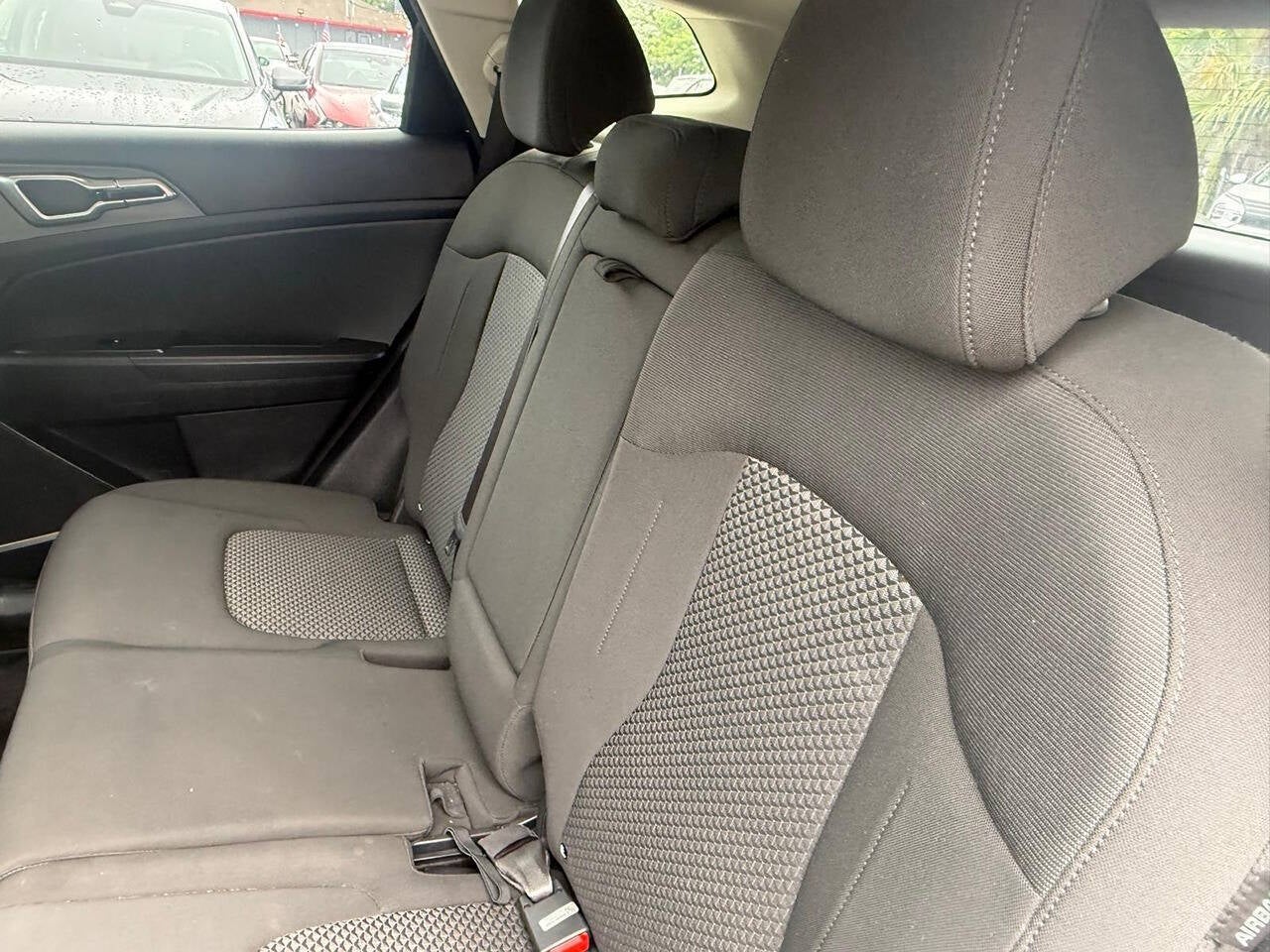2025 Kia Sportage LX 4dr SUV