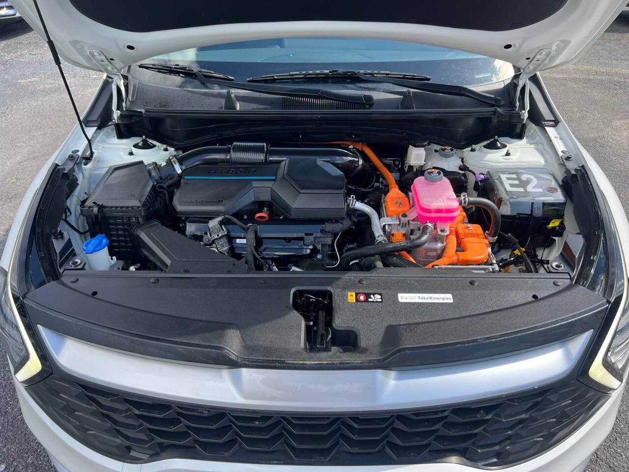 2024 Kia Sportage Hybrid LX 4dr SUV