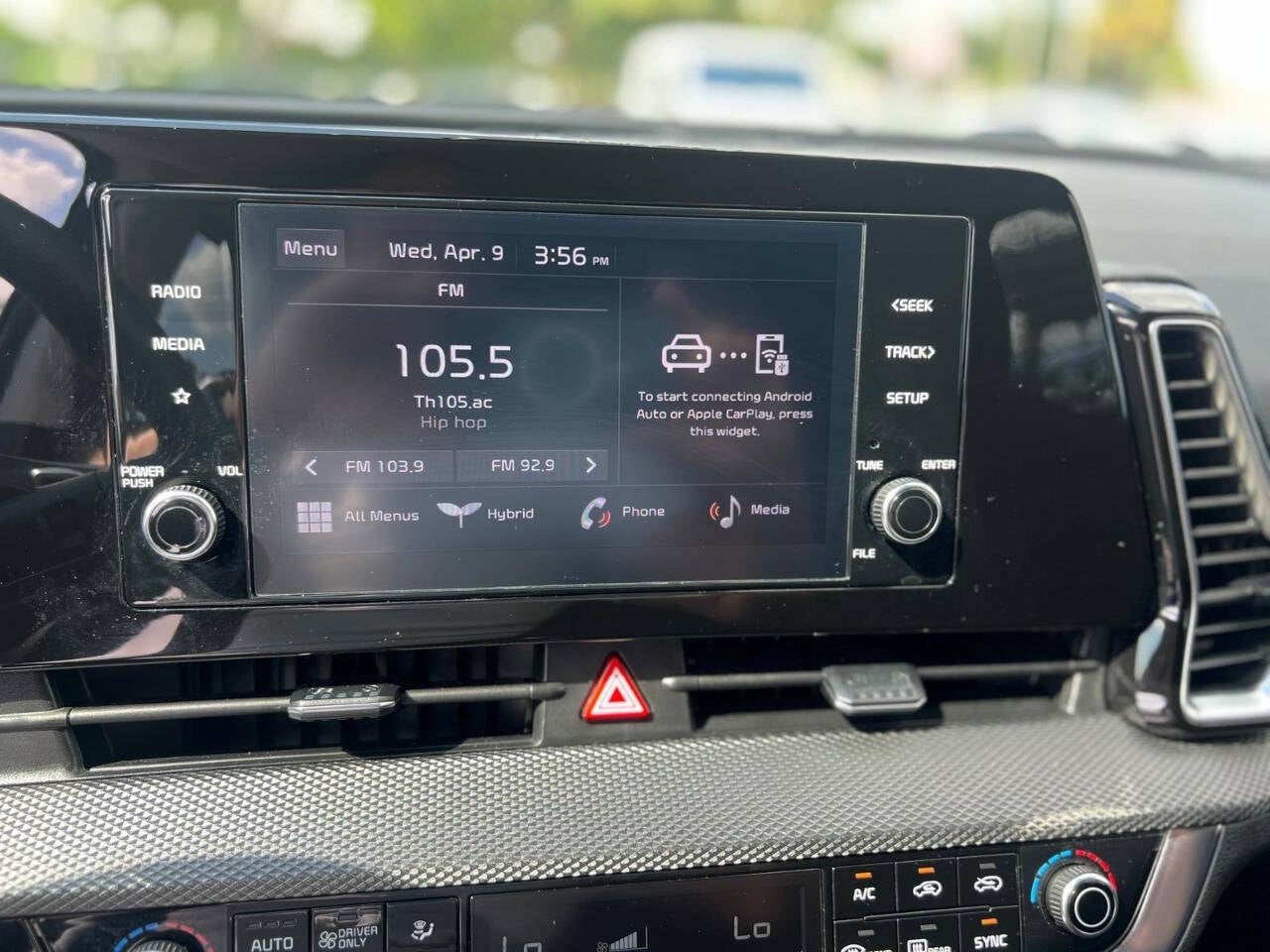 2024 Kia Sportage Hybrid LX 4dr SUV