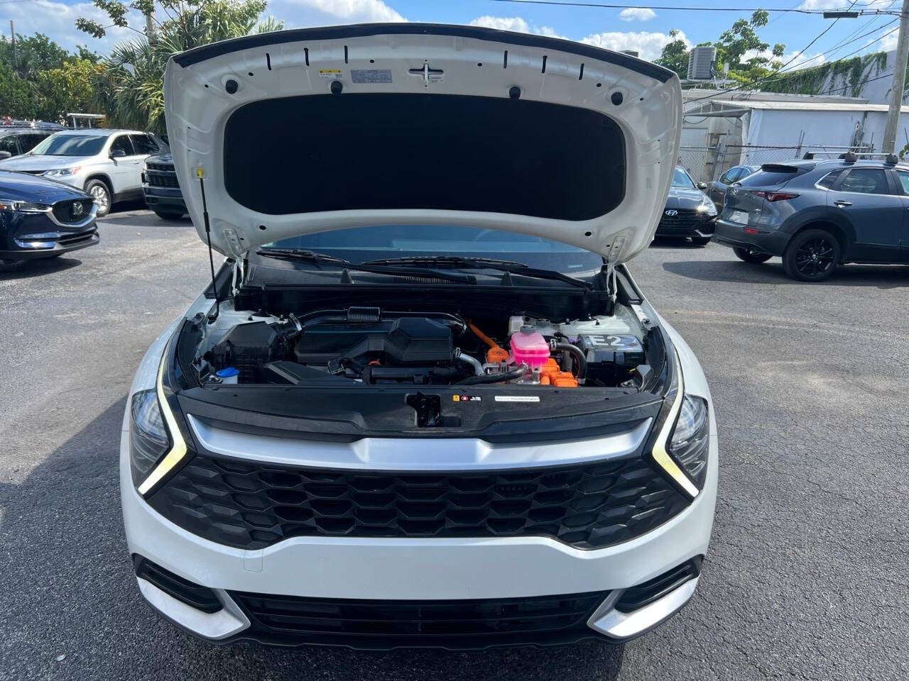 2024 Kia Sportage Hybrid LX 4dr SUV