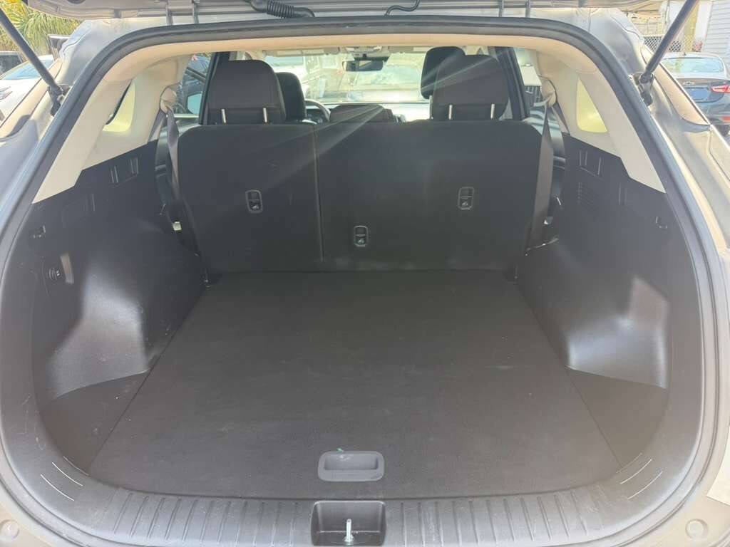 2023 Kia Sportage Hybrid LX AWD 4dr SUV