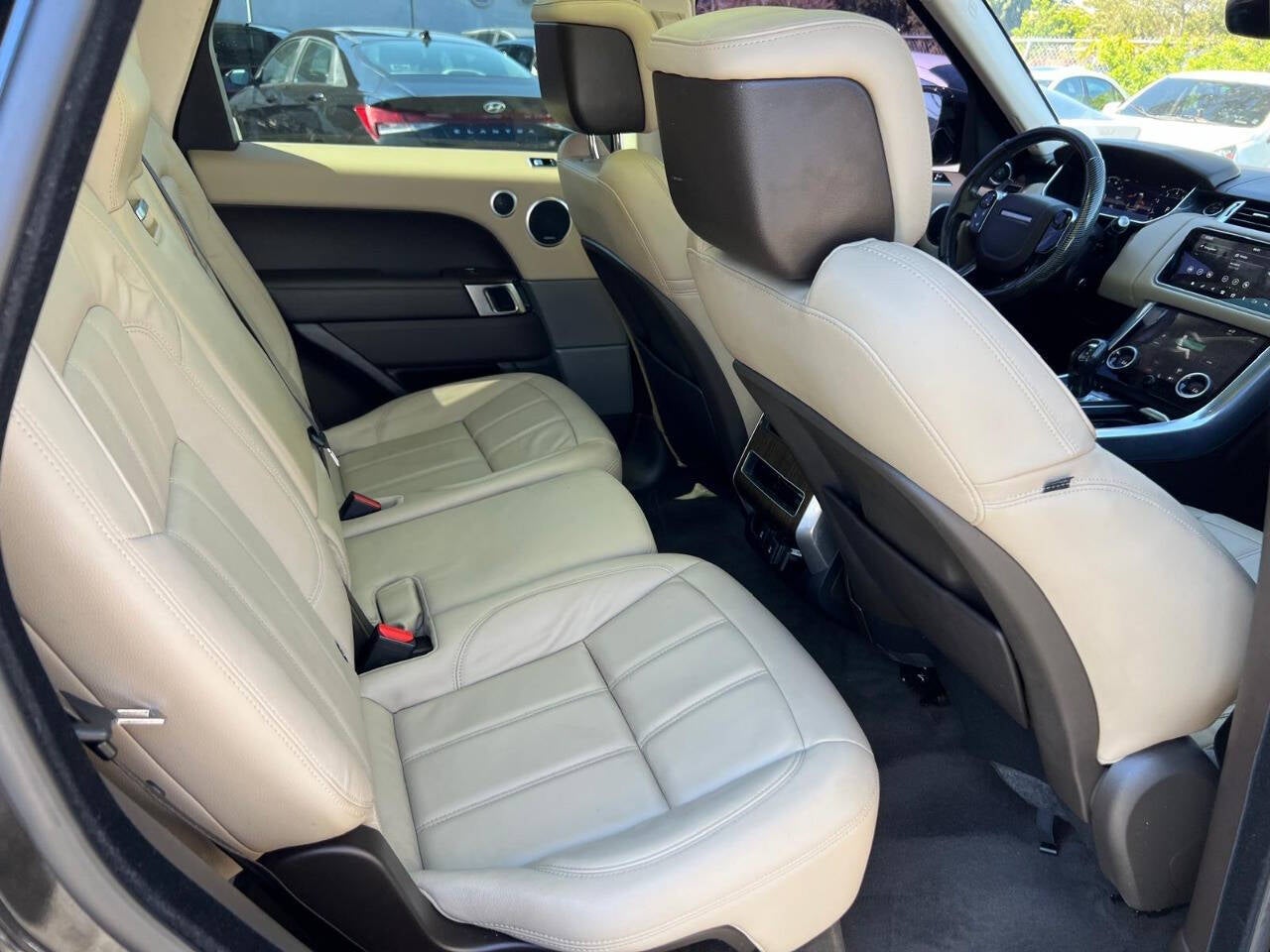 2018 Land Rover Range Rover Sport SE AWD 4dr SUV