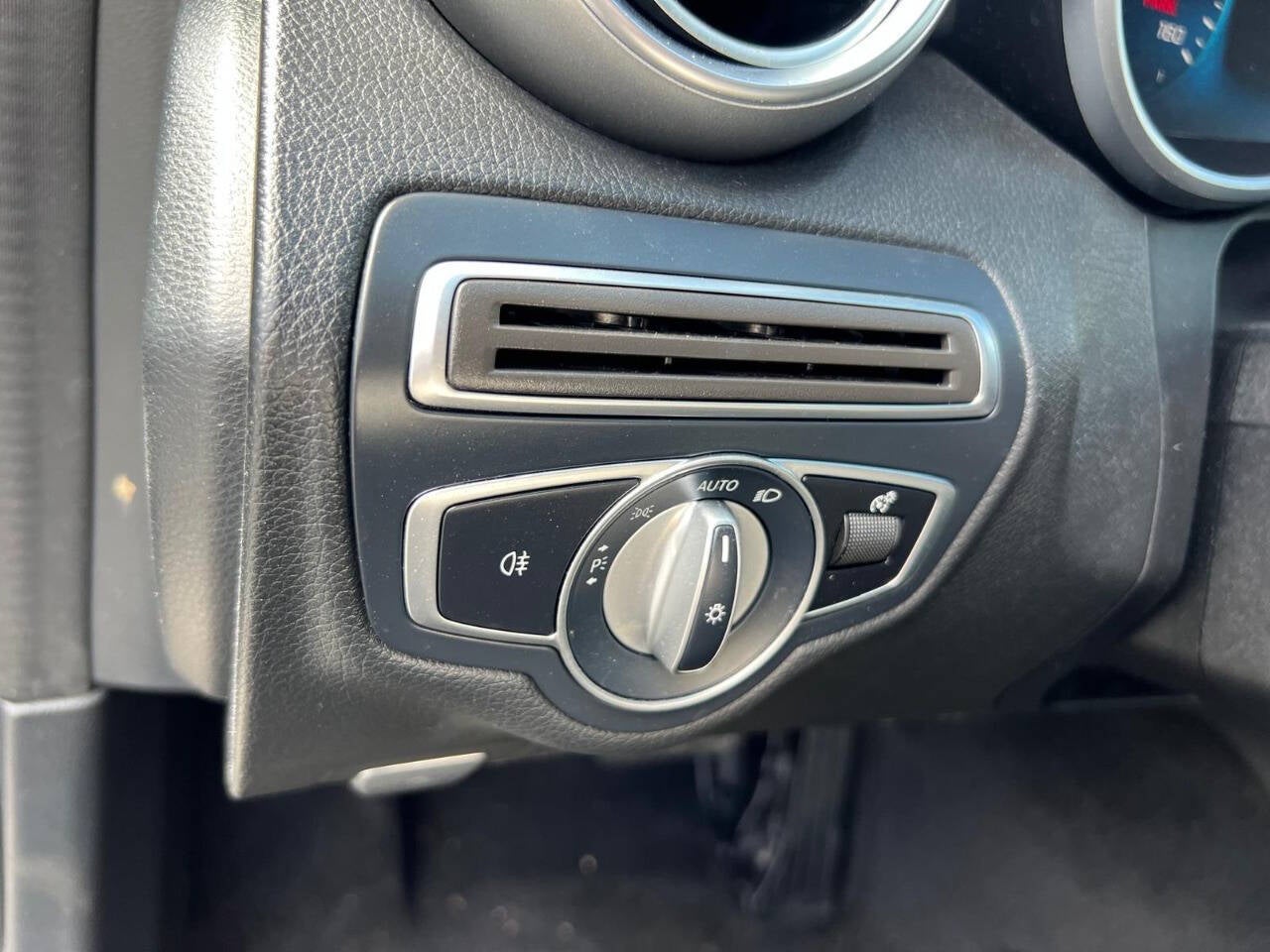 2021 Mercedes-Benz C-Class C 300 4dr Sedan