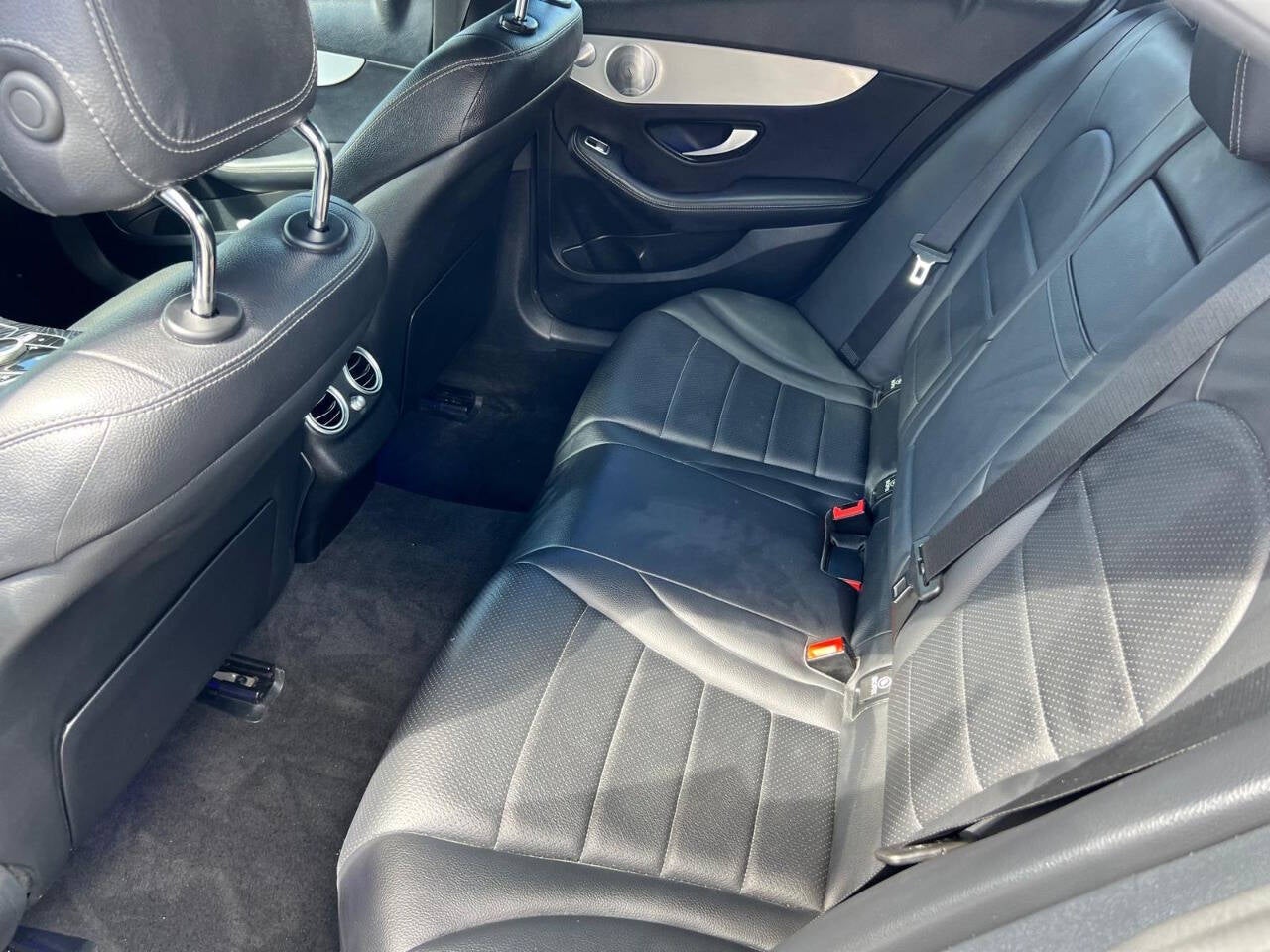 2021 Mercedes-Benz C-Class C 300 4dr Sedan