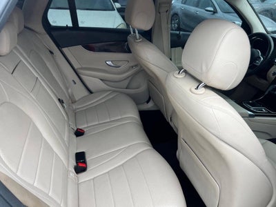 2022 Mercedes-Benz GLC GLC 300 4dr SUV