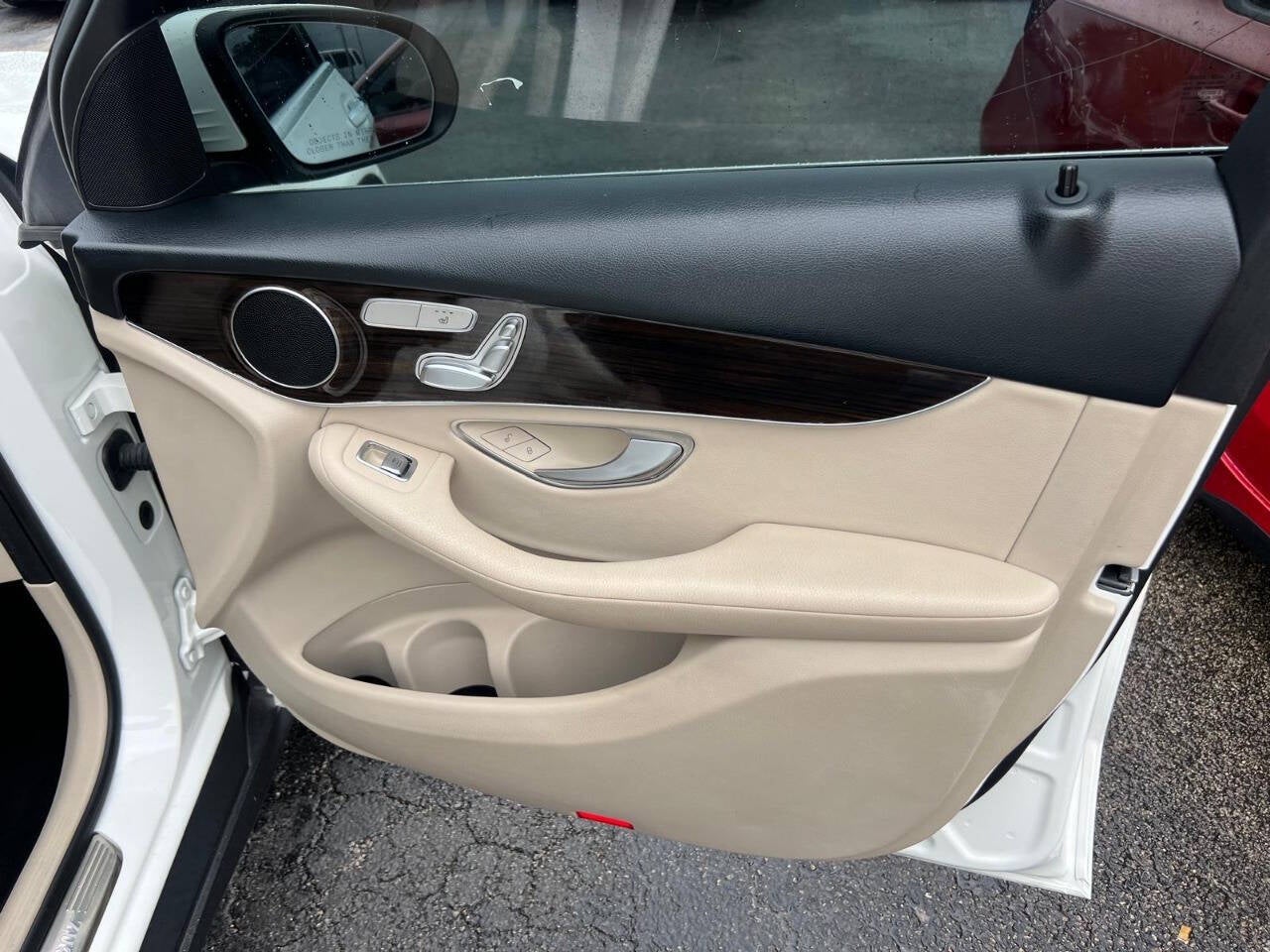 2022 Mercedes-Benz GLC GLC 300 4dr SUV