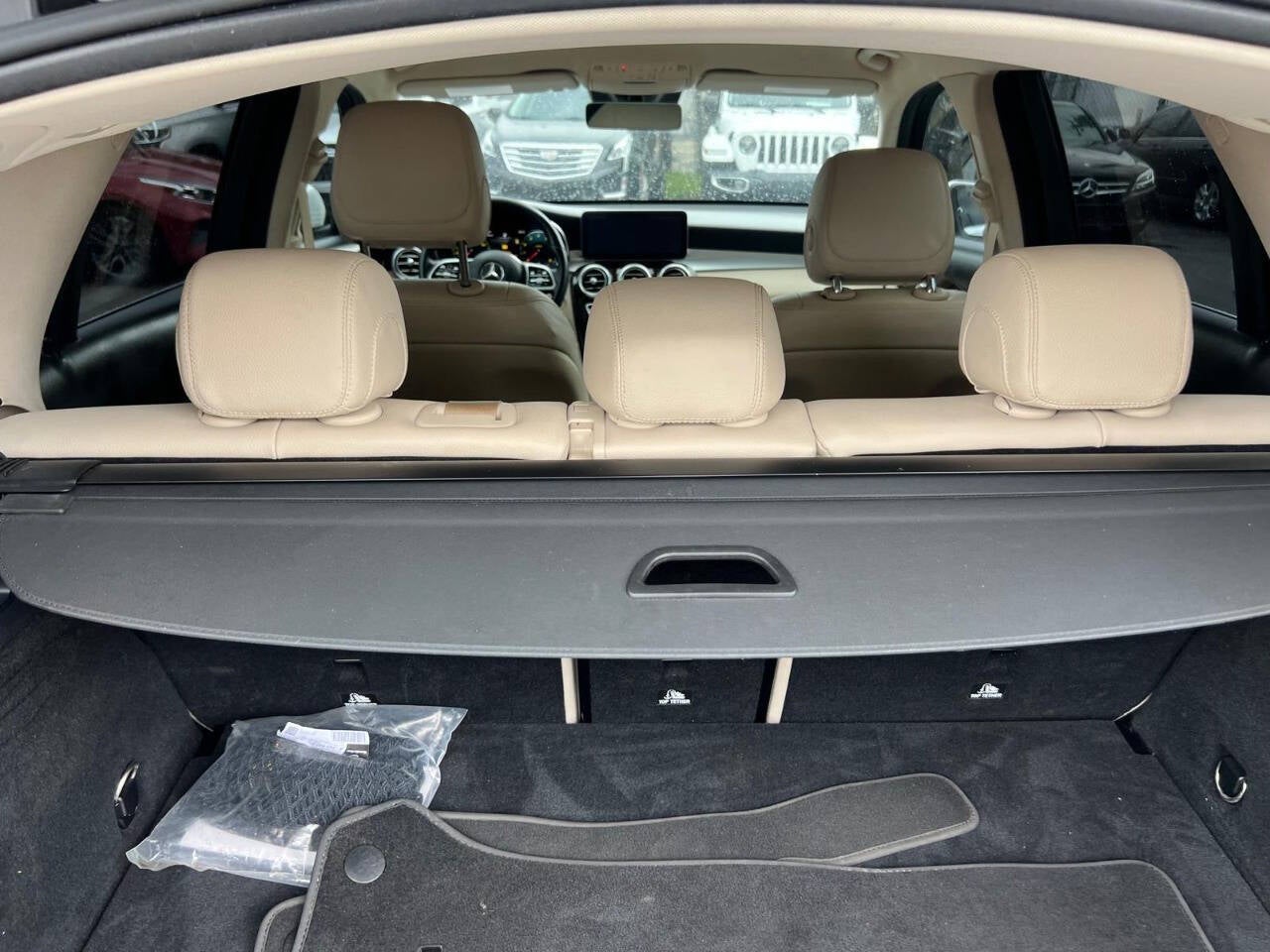 2022 Mercedes-Benz GLC GLC 300 4dr SUV