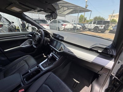 2019 Audi Q3 quattro Premium 45 TFSI AWD 4dr SUV
