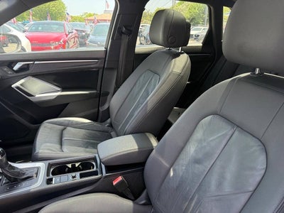 2019 Audi Q3 quattro Premium 45 TFSI AWD 4dr SUV