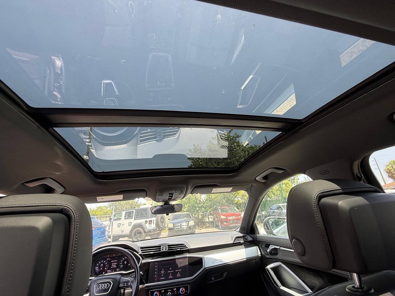 2019 Audi Q3 quattro Premium 45 TFSI AWD 4dr SUV