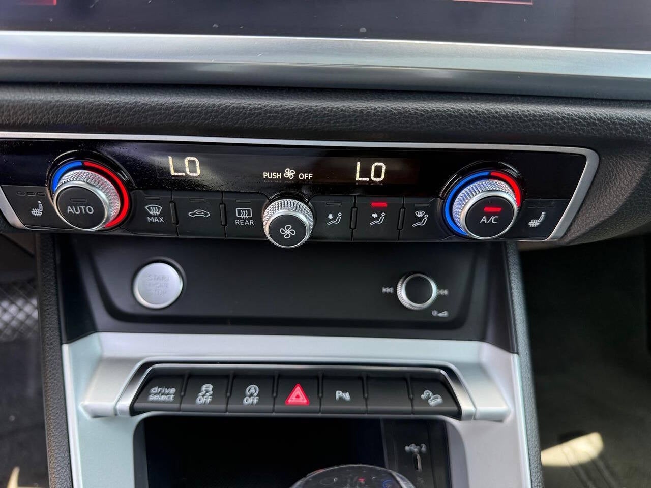 2019 Audi Q3 quattro Premium 45 TFSI AWD 4dr SUV