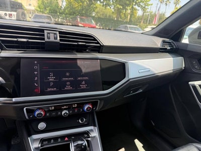 2019 Audi Q3 quattro Premium 45 TFSI AWD 4dr SUV