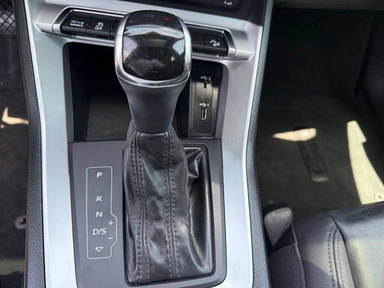 2019 Audi Q3 quattro Premium 45 TFSI AWD 4dr SUV