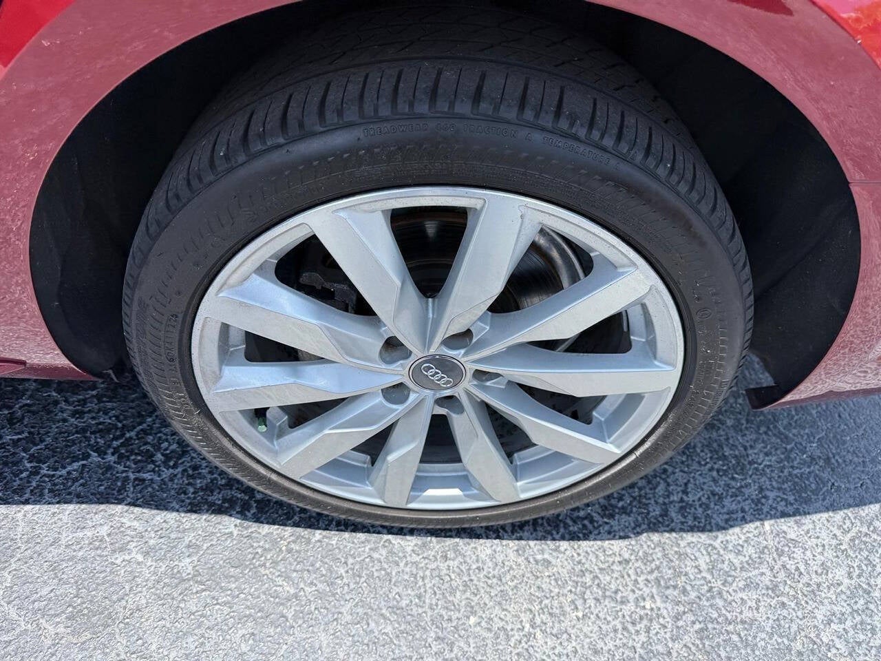 2018 Audi A4 2.0T ultra Premium 4dr Sedan w/Summer of Audi selection